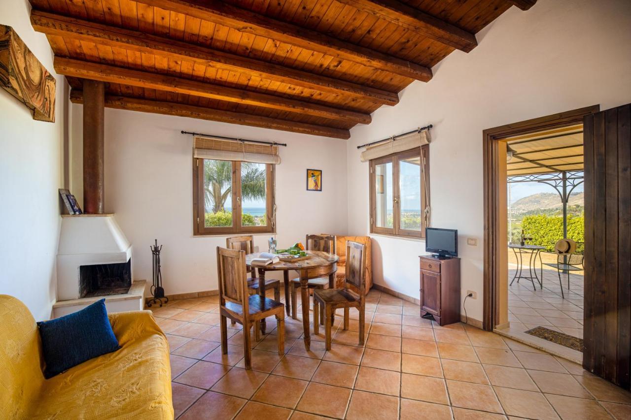 Alloggio per agriturismo Solemar Sicilia - Casette Di Calzata Campofelice Di Roccella